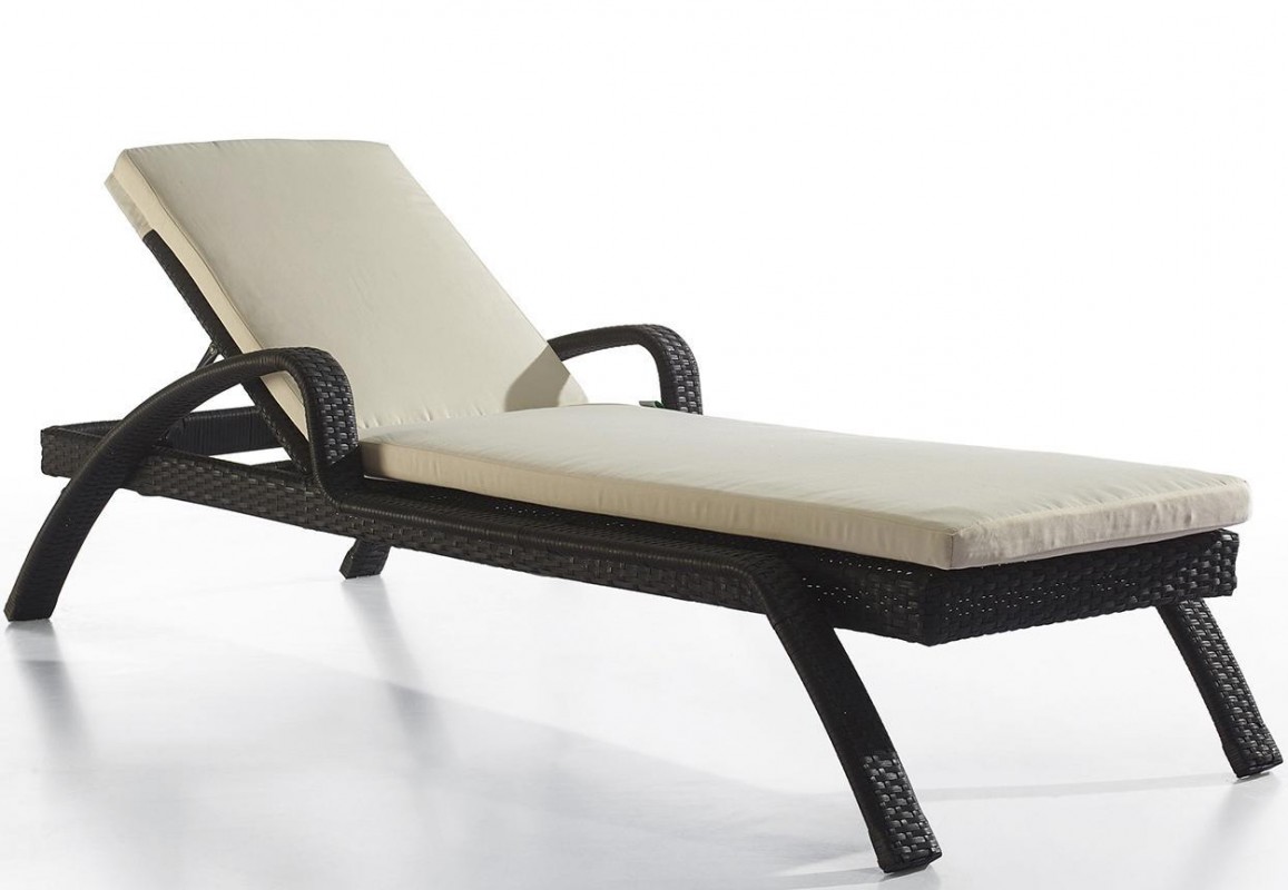 Шезлонг ИТУРУП 2025