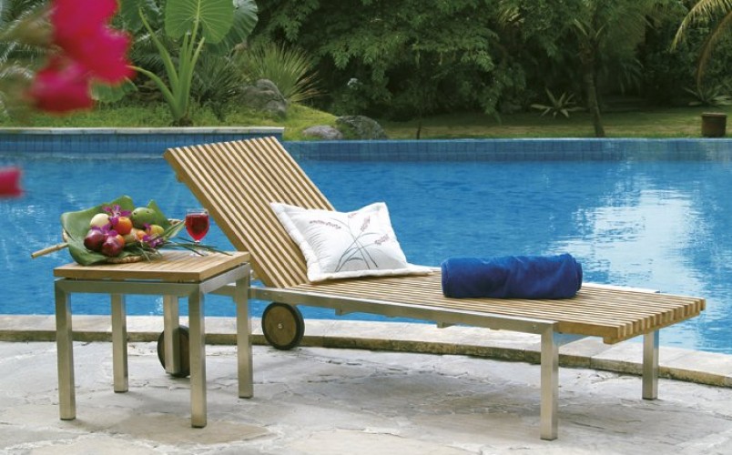 Шезлонг-лежак деревянный Adamas