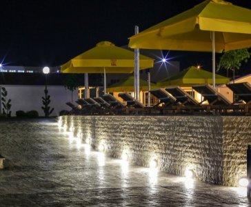 Пляжный зонт квадратный Фрегат. Зонт блочного открывания 3х3 м. с центральной стойкой. 2024 г.