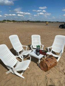 Шезлонг сидячий из высококачественного пластика 2023 г.