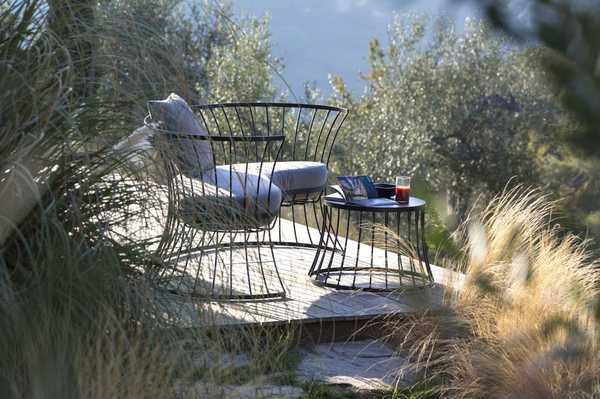 Диван металлический с подушкой Clessidra