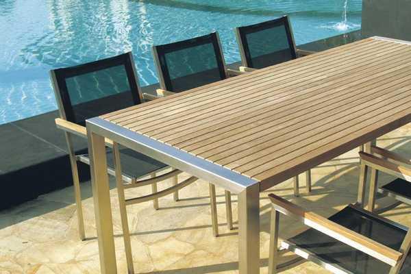 Кресло металлическое мягкое Berbeda