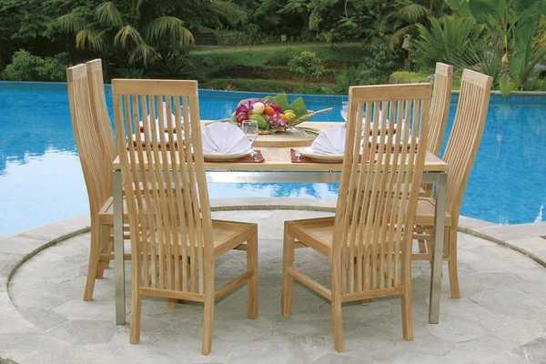 Стол деревянный обеденный Berbeda