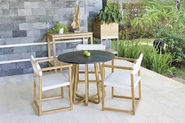 Кресло плетеное деревянное Emily