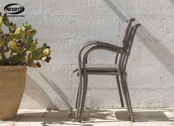 Кресло пластиковое Musa