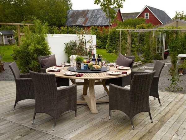 Стол деревянный обеденный Circus