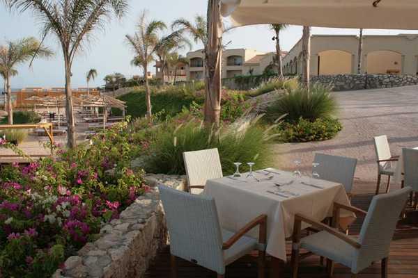 Кресло плетеное с подушкой Sentosa