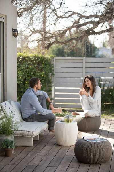 Стол пластиковый плетеный Cozies Knit Table