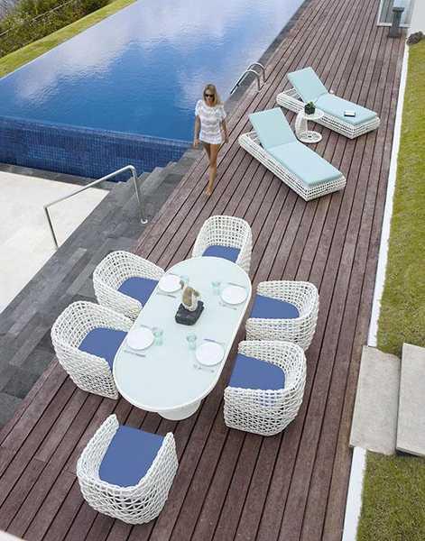 Стол плетеный со стеклом Dynasty