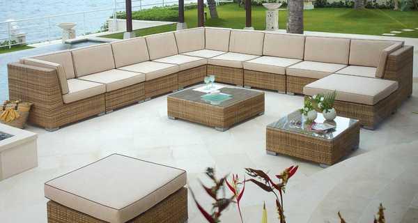 Стол плетеный со стеклом журнальный Pacific