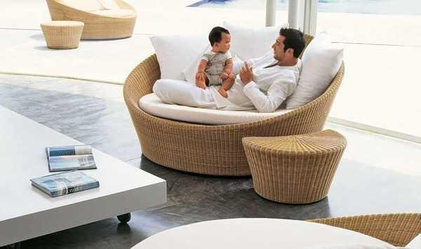 Стол плетеный кофейный Milano