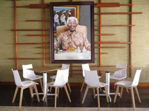 Стул пластиковый Natural Zebra Antishock glossy coloured main body