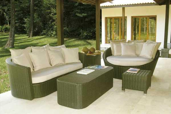 Стол плетеный журнальный Sentosa