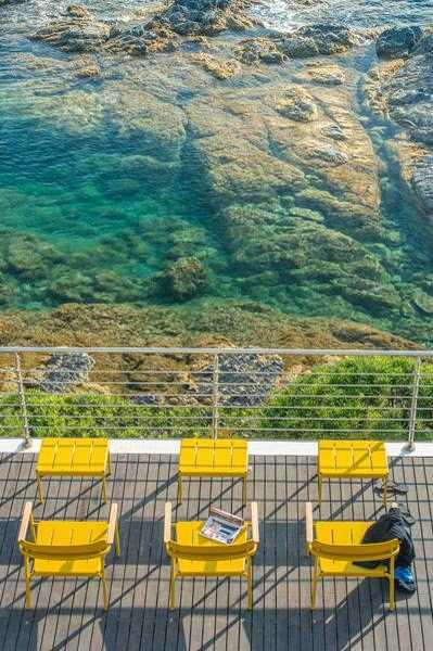 Столик металлический кофейный Shine