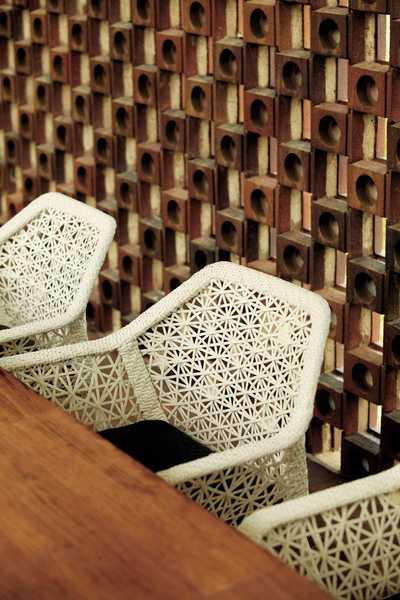 Кресло плетеное с подушкой Maia