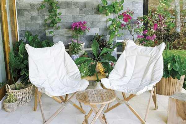 Стол деревянный журнальный Venezia