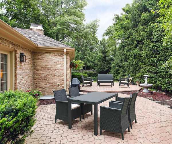 Столик пластиковый плетеный журнальный Miami Lounge Table