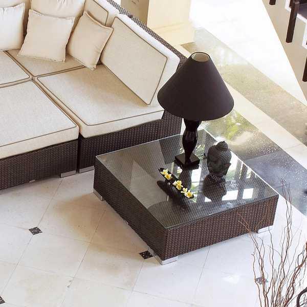 Стол плетеный со стеклом журнальный Pacific