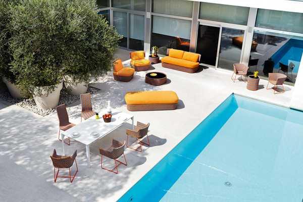 Шезлонг-лежак плетеный Kente