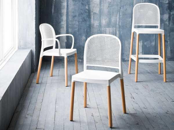 Стул пластиковый Panama BL