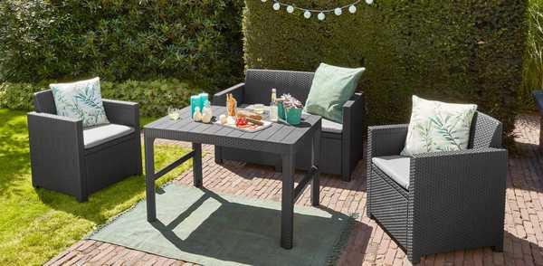 Стол пластиковый Lyon rattan table