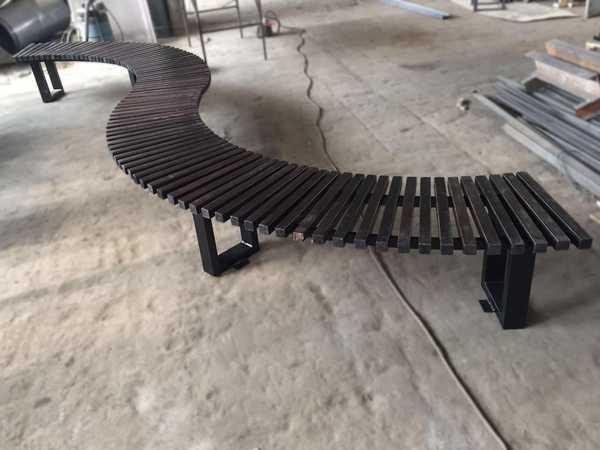 Лавочка деревяння парковая Зигзаг