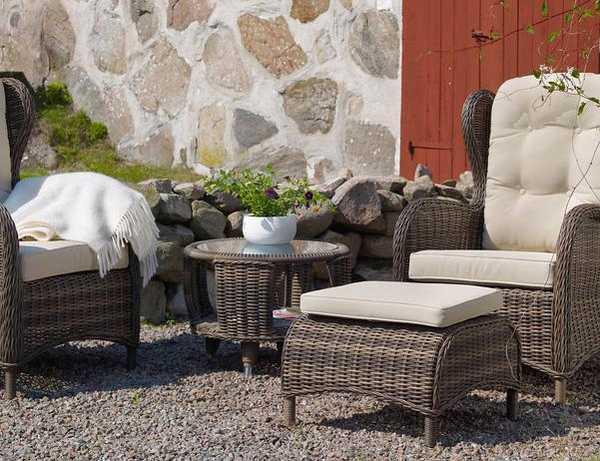 Стол плетеный со стеклом журнальный Evita