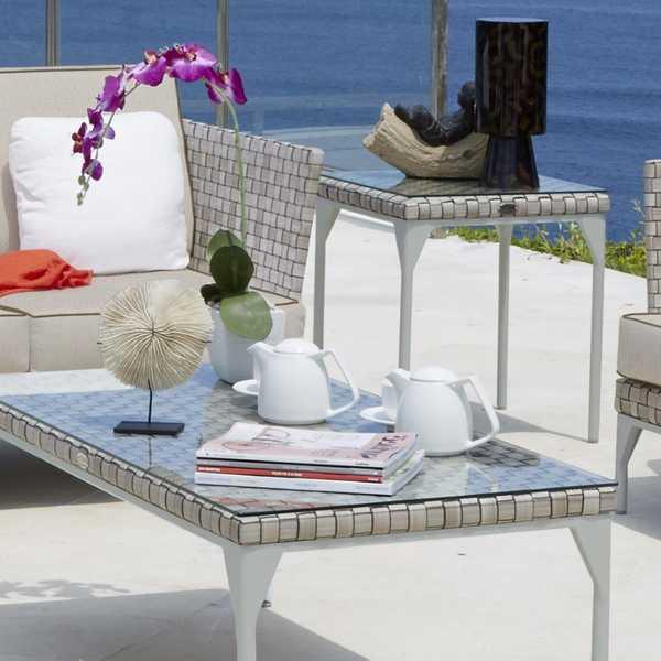 Стол плетеный со стеклом журнальный Brafta