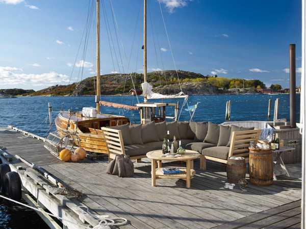 Стол деревянный журнальный Colin Milano