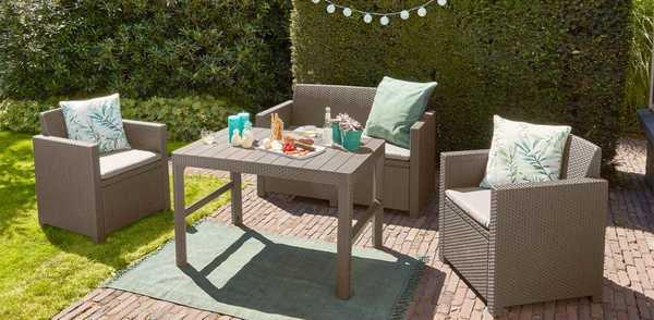 Стол пластиковый Lyon rattan table