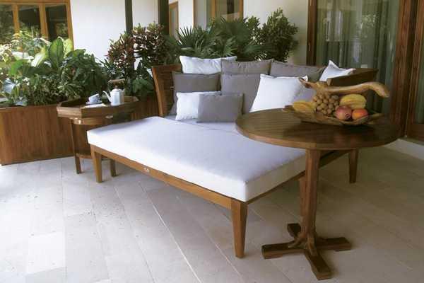 Деревянный трехместный диван Georgetown