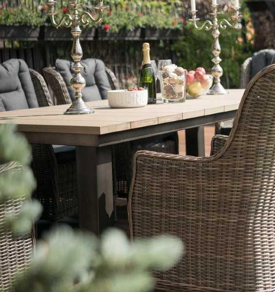 Кресло плетеное с подушками Бергамо