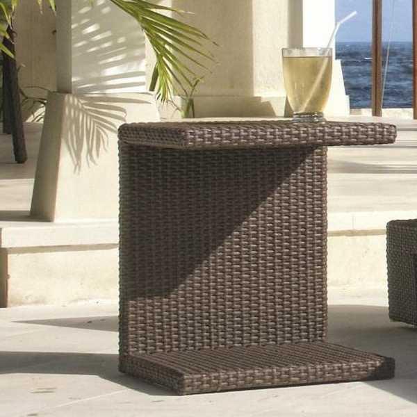 Стол плетеный со стеклом для лежака Malta/Madisson