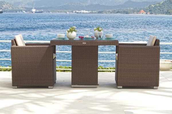 Комплект плетеной мебели на 4 персоны Pacific