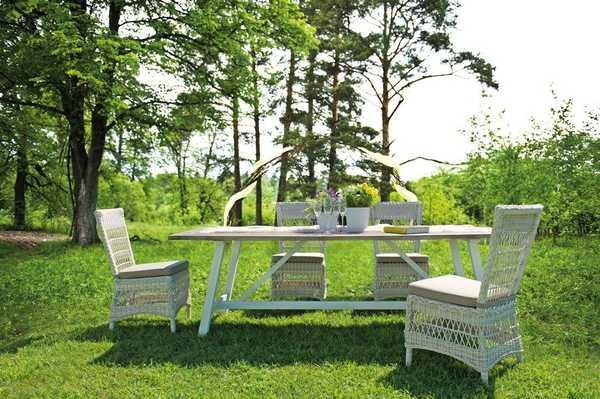 Стол деревянный обеденный Amos