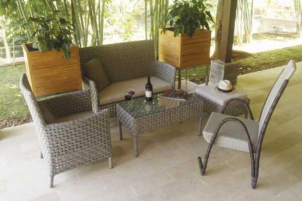 Стол плетеный журнальный Argali