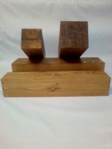 Брус сосны клееный цельноламельный.