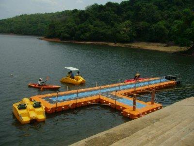 Понтоны для моря из модулей 50х50х40 см. Понтонный конструктор легкой сборки