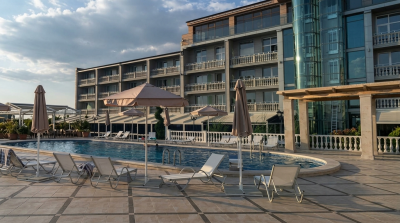 Пляжный зонт Кайра. Зонт диаметром 2,5 м, 6 спиц, блочное открывание. 2024 г.