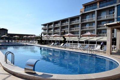 Пляжный зонт Кайра. Зонт диаметром 2,5 м, 6 спиц, блочное открывание. 2024 г.