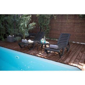 Лежак пластиковый. Дублин 2025 г.