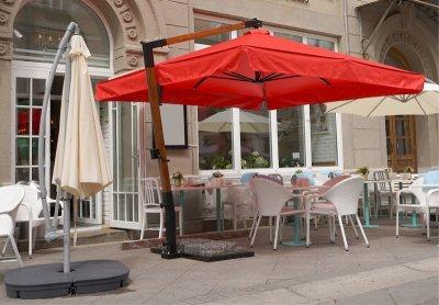 Зонт с боковой деревянной опорой. Малый Помор. Размер купола 3х3 м. 2025 г.