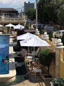 Зонт пляжный Чайка. Зонт 2х2 м. с центральной стойкой. Идеальный для зоны бассейна зонт. 2025 г.