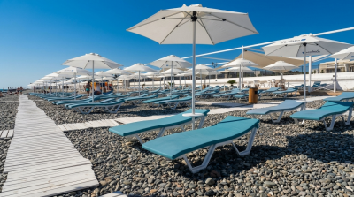 Пляжный зонт Кайра. Зонт диаметром 2,5 м, 6 спиц, блочное открывание. 2024 г.