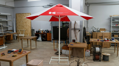 Пляжный зонт Кайра. Зонт диаметром 2,5 м, 6 спиц, блочное открывание. 2024 г.