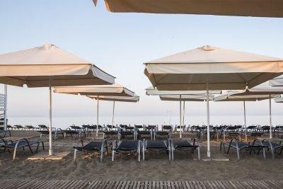 Пляжный зонт квадратный Фрегат. Зонт блочного открывания 3х3 м. с центральной стойкой. 2024 г.