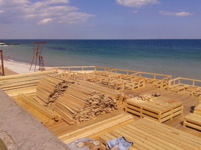 ДЕРЕВЯННЫЕ НАСТИЛЫ ПЛЯЖНЫЕ