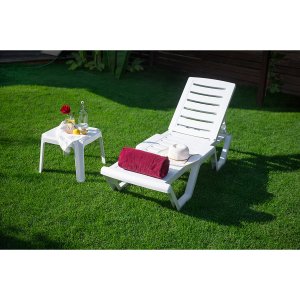 Лежак пластиковый. Дублин 2025 г.