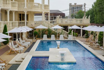 Зонт пляжный Чайка. Зонт 2х2 м. с центральной стойкой. Идеальный для зоны бассейна зонт. 2025 г.