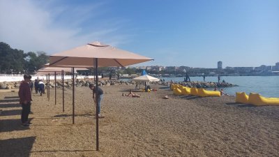 Зонт пляжный Чайка. Зонт 2х2 м. с центральной стойкой. Идеальный для зоны бассейна зонт. 2025 г.